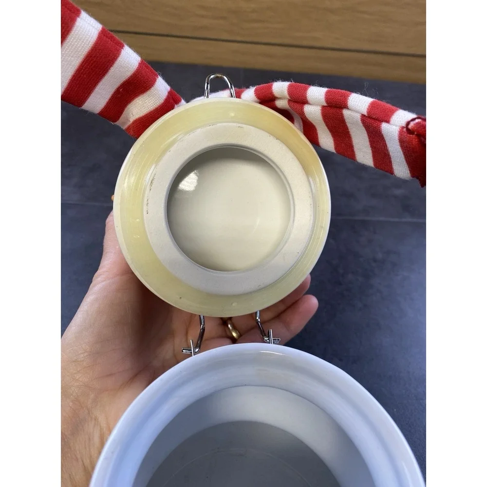 Houston Harvest Inc. Christmas Snowman Cookie/Coffee Ceramic Canister